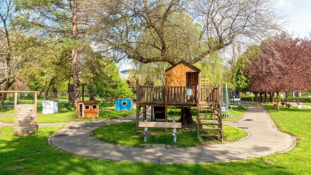 Apartman Sabo Komenskeho Košice Eksteriør billede