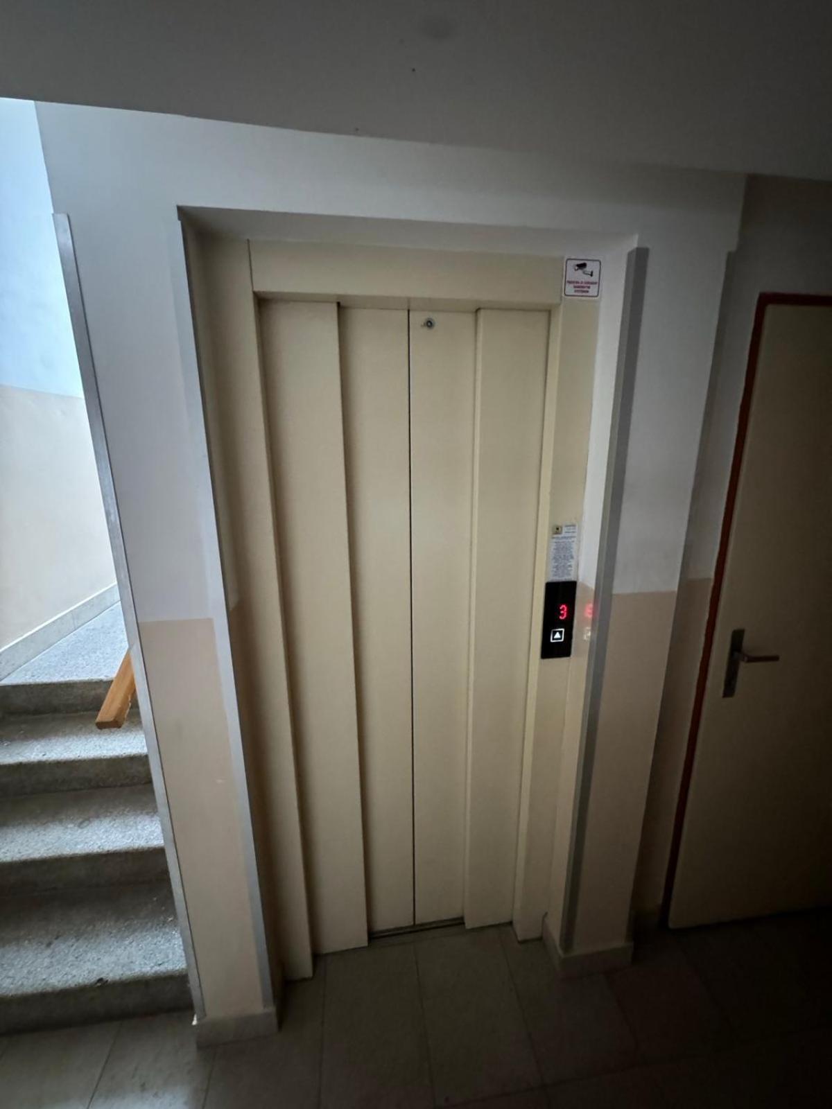 Apartman Sabo Komenskeho Košice Eksteriør billede