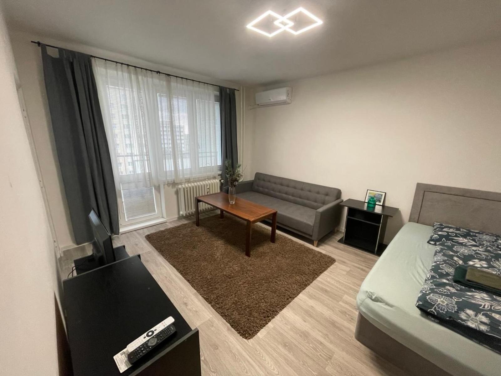 Apartman Sabo Komenskeho Košice Eksteriør billede